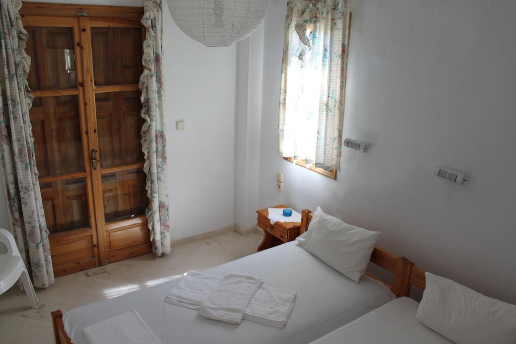 Ferienwohnung Karya Petra  Zimmer foto